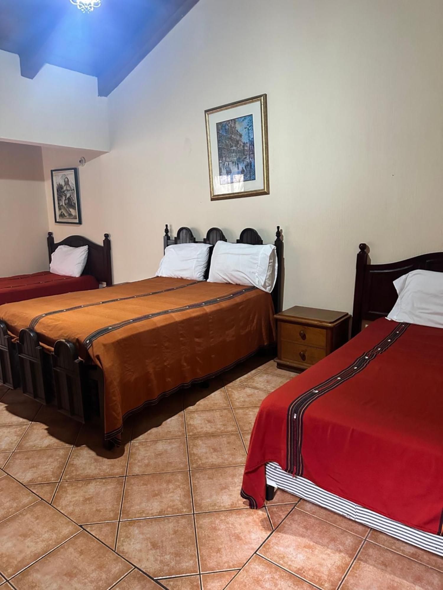 Don Valentino Hotel Antigua Room photo