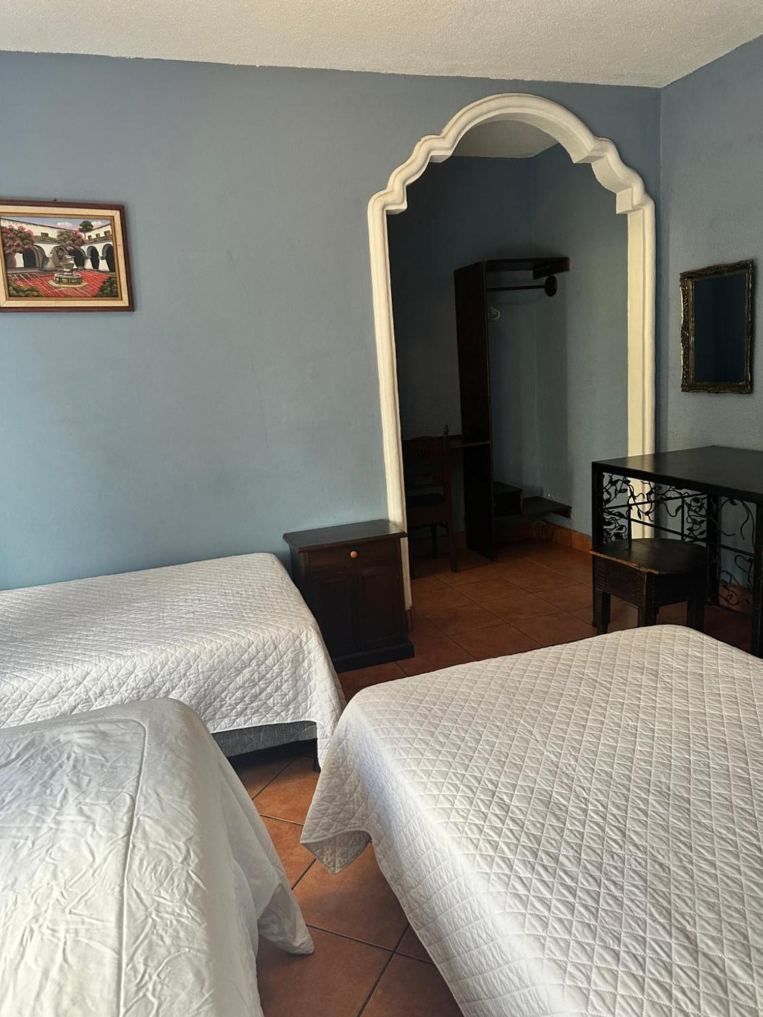 Don Valentino Hotel Antigua Room photo