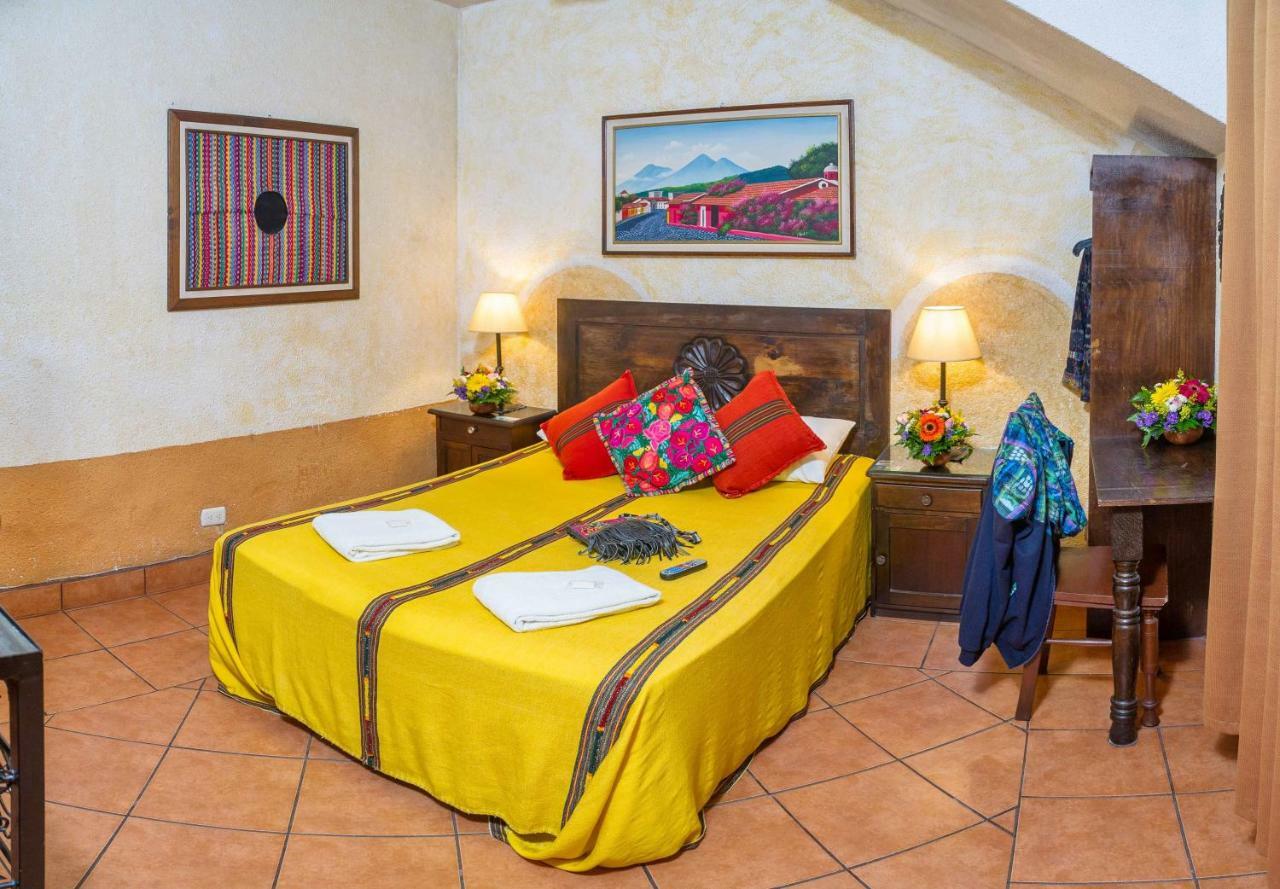 Don Valentino Hotel Antigua Exterior photo